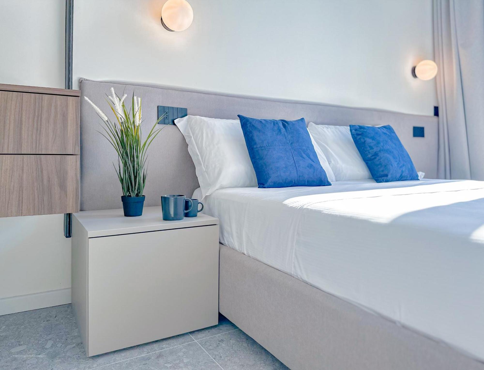 Porta Venezia - Luxy Suites - 6 Camere Milano Esterno foto